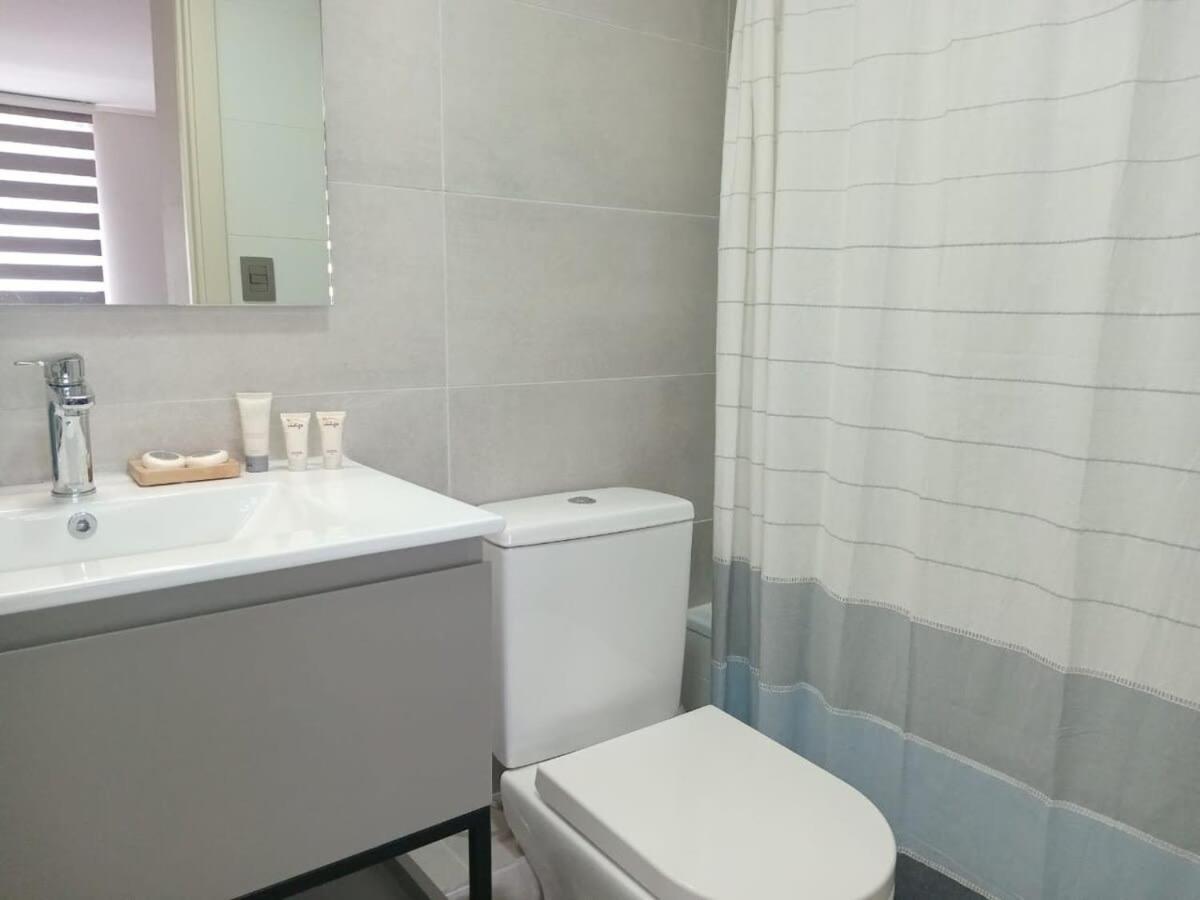 Hom I Amplio Depto De 2 Frente Al Lago Y Parking Apartamento