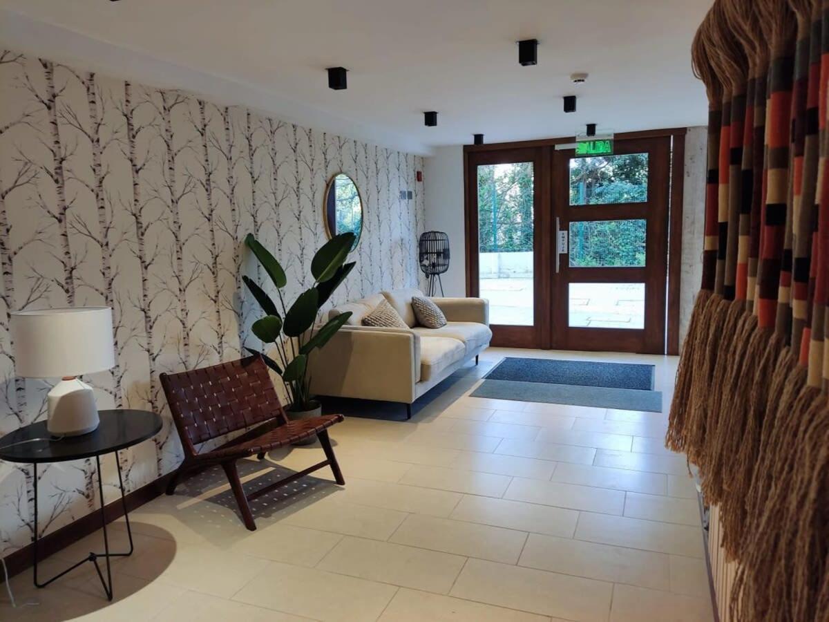 Hom I Amplio Depto De 2 Frente Al Lago Y Parking Apartamento